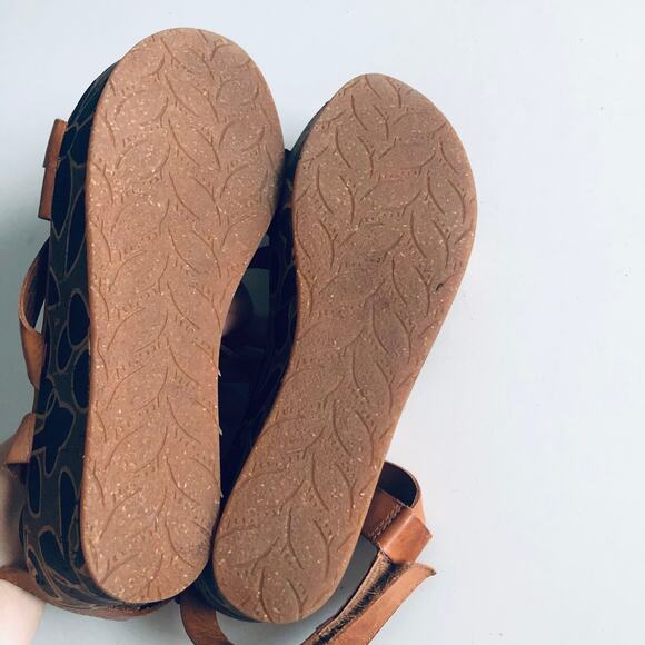 Anthro Naya 'Nalani' Women's 8 Tan Leather Wedge Sandal Strappy Platform - Picture 6 of 11